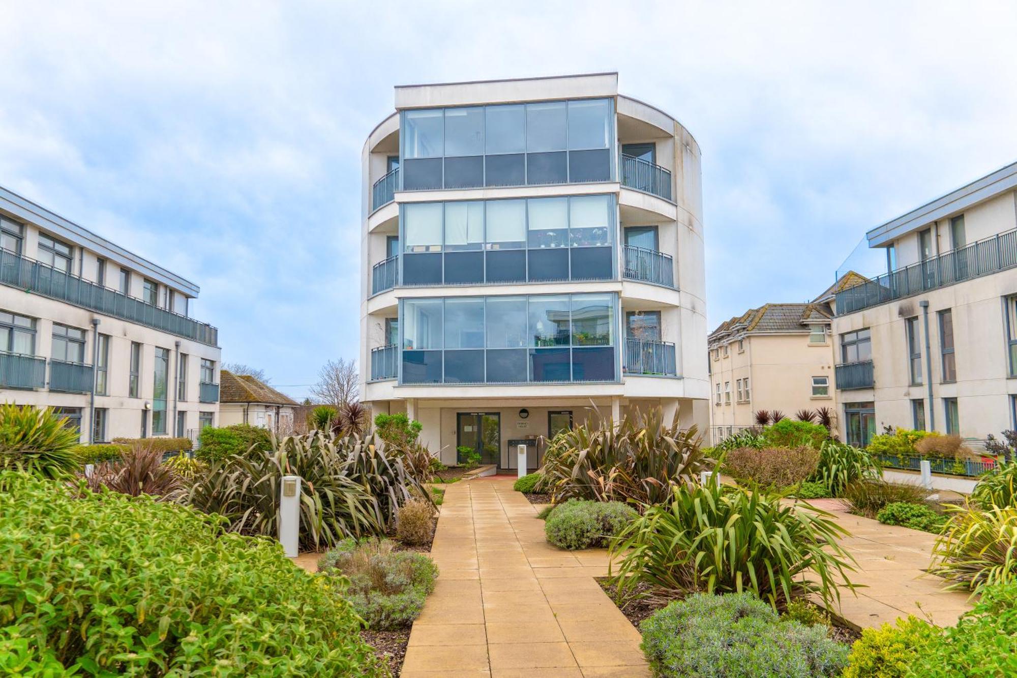 The Regency Suite - Modern 2-Bed 1-Bath Apartment Chertsey Exteriér fotografie